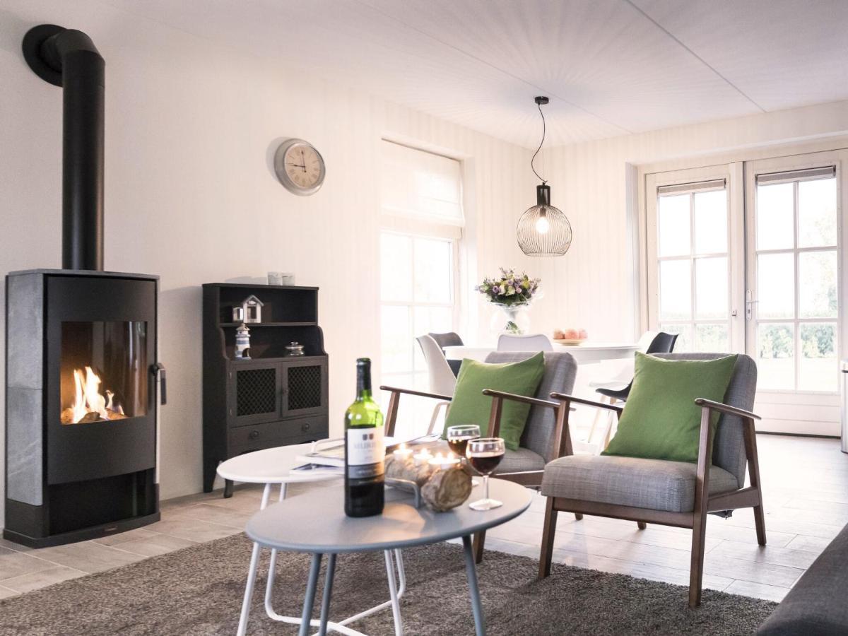 Rustic Holiday Home In Wissenkerke With Garden エクステリア 写真