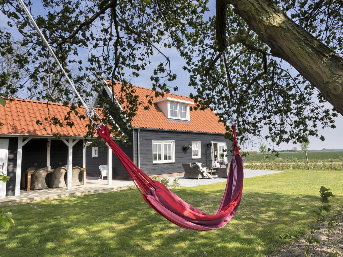 Rustic Holiday Home In Wissenkerke With Garden エクステリア 写真